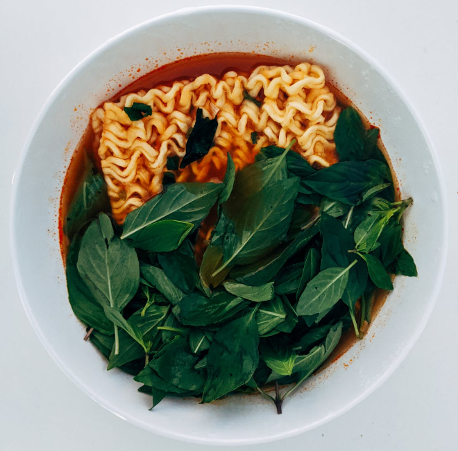 Healthy noodle with spinach leaf